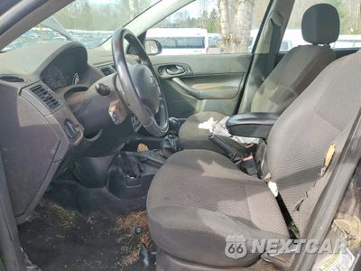 Zdjęcie 7 z 13 samochodu: 2005 FORD FOCUS VIN:3FAFP37NX5R109880 - miniatura