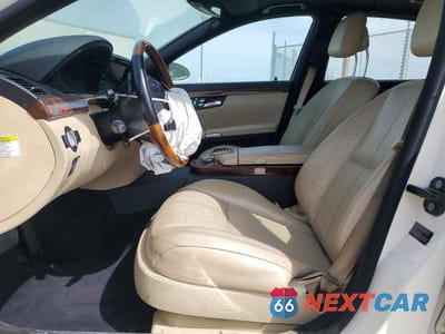 Zdjęcie 7 z 12 samochodu: 2009 MERCEDES-BENZ S 550 VIN:WDDNG71X69A277710 - miniatura