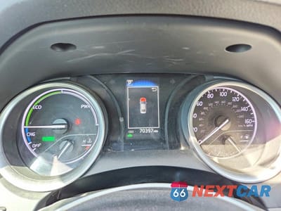 Zdjęcie 9 z 11 samochodu: 2021 TOYOTA CAMRY HYBRID LE VIN:4T1C31AKXMU565263 - miniatura