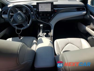 Zdjęcie 8 z 11 samochodu: 2022 TOYOTA CAMRY HYBRID SE VIN:4T1S31AK3NU039263 - miniatura