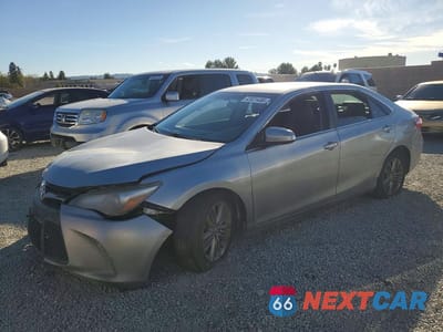 2017 TOYOTA CAMRY SE 4T1BF1FK7HU373185 - główne zdjęcie licytacji z USA - miniatura