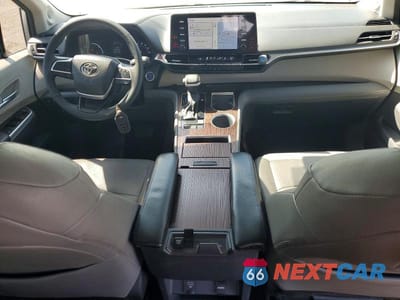 Zdjęcie 8 z 14 samochodu: 2023 TOYOTA SIENNA XLE 8-PASSENGER VIN:5TDJRKEC5PS175490 - miniatura