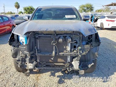 Piąte zdjęcie samochodu w środku: 2023 TOYOTA TACOMA TRD OFF-ROAD VIN:3TMCZ5AN0PM558853 - miniatura