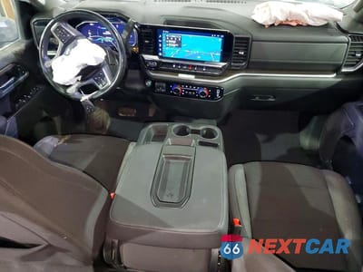 Zdjęcie 8 z 12 samochodu: 2025 CHEVROLET SILVERADO K2500 HEAVY DUTY LT VIN:1GC1KNEY4SF334977 - miniatura