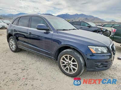 Czwarte zdjęcie samochodu z boku: 2010 AUDI Q5 PREMIUM PLUS VIN:WA1LKAFP9AA081507 - miniatura