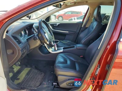 Zdjęcie 7 z 12 samochodu: 2013 VOLVO XC60 3.2 VIN:YV4952DZ7D2465458 - miniatura