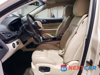 Zdjęcie 7 z 14 samochodu: 2015 LINCOLN MKT VIN:2LMHJ5FK5FBL03191 - miniatura
