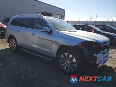 Czwarte zdjęcie samochodu z boku: 2019 MERCEDES-BENZ GLS 450 4MATIC VIN:4JGDF6EE3KB212496 - miniatura