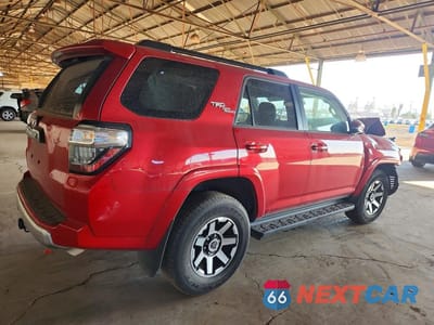 Trzecie zdjęcie samochodu z tyłu: 2024 TOYOTA 4RUNNER TRD OFF-ROAD PREMIUM VIN:JTERU5JR3R6250862 - miniatura