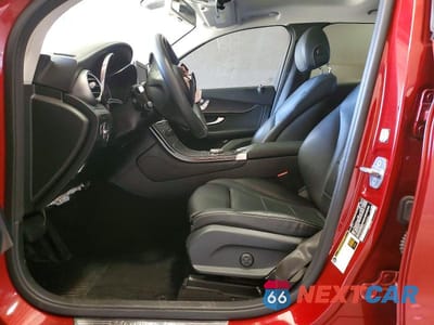 Zdjęcie 7 z 13 samochodu: 2018 MERCEDES-BENZ GLC 300 4MATIC VIN:WDC0G4KB9JF329550 - miniatura