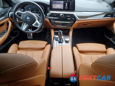 Zdjęcie 8 z 11 samochodu: 2023 BMW 530 XI VIN:WBA13BJ06PWY16642 - miniatura