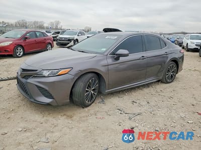 2018 TOYOTA CAMRY SE 4T1B11HK0JU538687 - główne zdjęcie licytacji z USA - miniatura