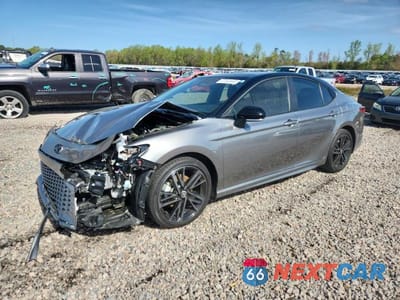 2025 TOYOTA CAMRY XSE 4T1DAACK5SU591113 - główne zdjęcie licytacji z USA - miniatura