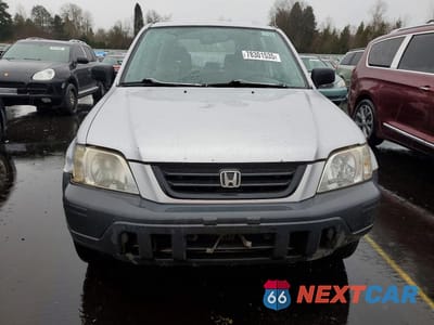 Piąte zdjęcie samochodu w środku: 1998 HONDA CR-V LX VIN:JHLRD1846WC031742 - miniatura
