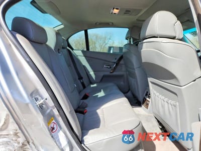 Zdjęcie 10 z 11 samochodu: 2007 BMW 530 XI VIN:WBANF73567CU21571 - miniatura