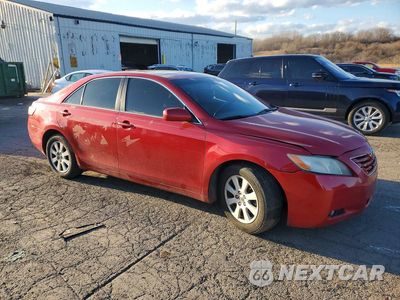 Czwarte zdjęcie samochodu z boku: 2007 TOYOTA CAMRY XLE VIN:4T1BE46KX7U026033 - miniatura