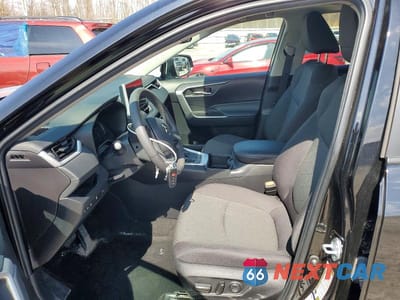 Zdjęcie 7 z 14 samochodu: 2024 TOYOTA RAV4 XLE VIN:2T3P1RFV9RC421051 - miniatura