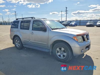 Czwarte zdjęcie samochodu z boku: 2006 NISSAN PATHFINDER S VIN:5N1AR18W76C641366 - miniatura