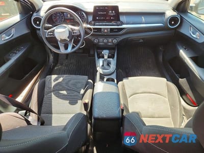 Zdjęcie 8 z 13 samochodu: 2024 KIA FORTE LXS VIN:3KPF24AD1RE794864 - miniatura