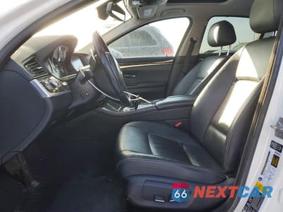 Zdjęcie 7 z 13 samochodu: 2015 BMW 535 XI VIN:WBA5B3C50FD541234 - miniatura