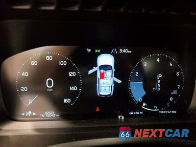 Zdjęcie 9 z 12 samochodu: 2019 VOLV XC90 VIN:YV4A22PL4K1498496 - miniatura