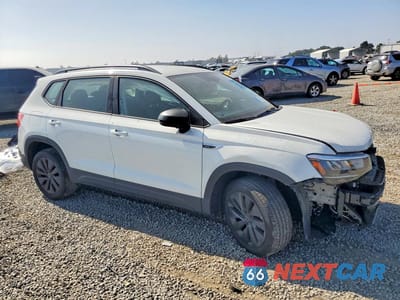Czwarte zdjęcie samochodu z boku: 2024 VOLKSWAGEN TAOS S VIN:3VV5X7B28RM072522 - miniatura