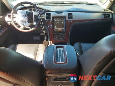 Zdjęcie 8 z 14 samochodu: 2012 CADILLAC ESCALADE ESV PREMIUM VIN:1GYS3JEF7CR314130 - miniatura