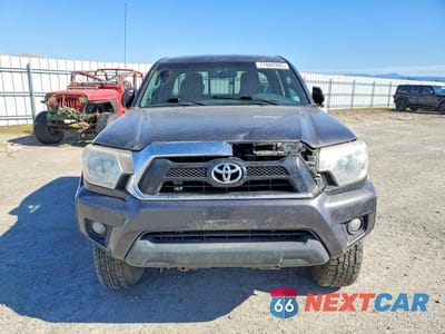 Piąte zdjęcie samochodu w środku: 2013 TOYOTA TACOMA VIN:5TFUU4EN2DX052664 - miniatura