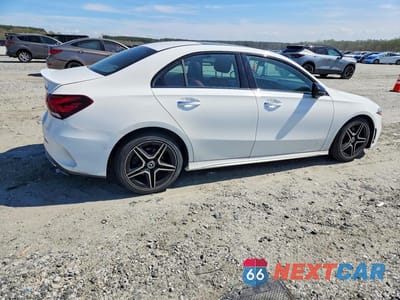 Trzecie zdjęcie samochodu z tyłu: 2020 MERCEDES-BENZ A 220 4MATIC VIN:W1K3G4FB9LJ237695 - miniatura
