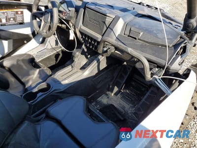 Piąte zdjęcie samochodu w środku: 2023 POLARIS RZR PRO XP 4 SPORT VIN:3NSR4E928PF364643 - miniatura