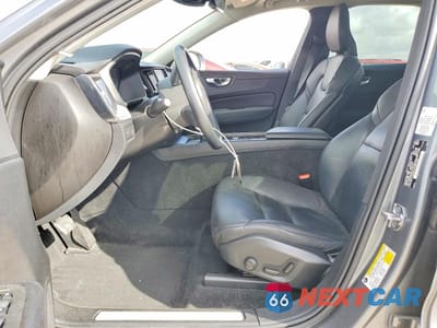 Zdjęcie 7 z 12 samochodu: 2020 VOLVO XC60 T5 MOMENTUM VIN:YV4102DKXL1590232 - miniatura