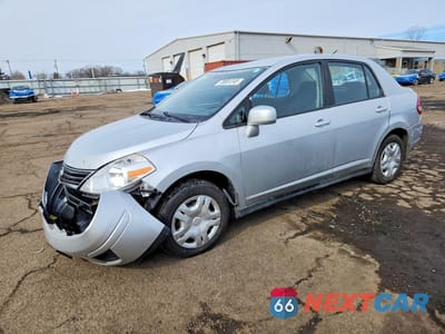 2011 NISSAN VERSA 1.8 S 3N1BC1APXBL433237 - główne zdjęcie licytacji z USA - miniatura
