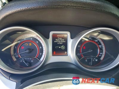 Zdjęcie 9 z 13 samochodu: 2018 DODGE JOURNEY SE VIN:3C4PDCAB2JT426796 - miniatura