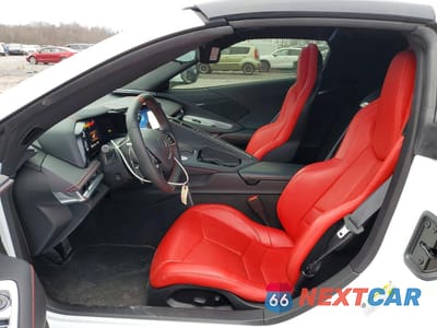 Zdjęcie 7 z 13 samochodu: 2024 CHEVROLET CORVETTE STINGRAY 1LT VIN:1G1YA2D48R5122896 - miniatura