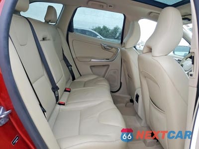 Zdjęcie 11 z 12 samochodu: 2015 VOLVO XC60 T5 PREMIER VIN:YV440MDKXF2645706 - miniatura