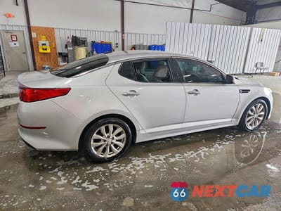 Trzecie zdjęcie samochodu z tyłu: 2014 KIA OPTIMA LX VIN:5XXGM4A7XEG326612 - miniatura