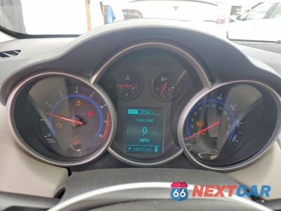 Zdjęcie 9 z 11 samochodu: 2015 CHEVROLET CRUZE LT VIN:1G1PC5SB1F7275659 - miniatura