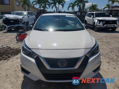 Piąte zdjęcie samochodu w środku: 2020 NISSAN VERSA S VIN:3N1CN8DV6LL860675 - miniatura