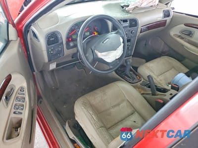 Zdjęcie 8 z 13 samochodu: 2004 VOLVO V40 1.9T VIN:YV1VW27564F080354 - miniatura