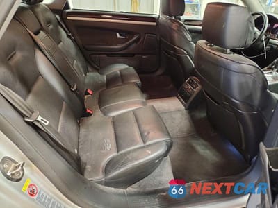 Zdjęcie 10 z 12 samochodu: 2007 AUDI A8 VIN:WAUMV44E67N012339 - miniatura