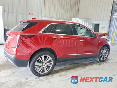 Trzecie zdjęcie samochodu z tyłu: 2024 CADILLAC XT5 PREMIUM LUXURY VIN:1GYKNCRS9RZ703227 - miniatura