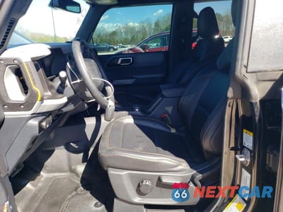 Zdjęcie 7 z 11 samochodu: 2023 FORD BRONCO BASE VIN:1FMEE5DP2PLB47758 - miniatura