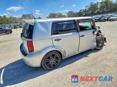 Trzecie zdjęcie samochodu z tyłu: 2008 SCION XB BASE VIN:JTLKE50E681010027 - miniatura