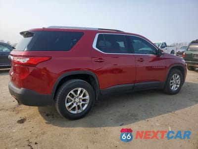 Trzecie zdjęcie samochodu z tyłu: 2018 CHEVROLET TRAVERSE LT VIN:1GNERGKW3JJ222041 - miniatura