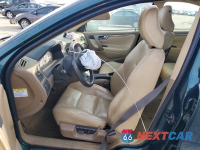 Zdjęcie 7 z 12 samochodu: 2001 VOLVO S60 T5 VIN:YV1RS53D612040872 - miniatura