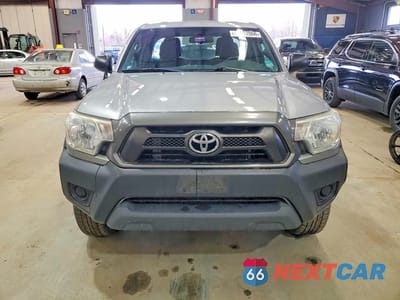 Piąte zdjęcie samochodu w środku: 2014 TOYOTA TACOMA BASE VIN:5TFUX4EN2EX028180 - miniatura