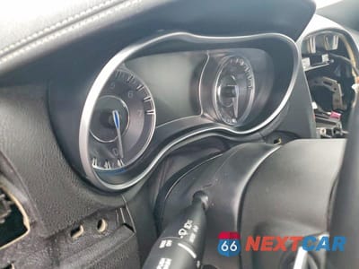 Zdjęcie 9 z 12 samochodu: 2021 CHRYSLER 300 S VIN:2C3CCABGXMH528994 - miniatura