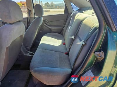 Zdjęcie 6 z 10 samochodu: 2000 FORD FOCUS SE VIN:1FAFP3433YW219500 - miniatura