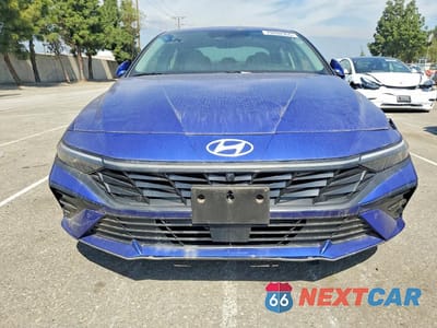 Piąte zdjęcie samochodu w środku: 2024 HYUNDAI ELANTRA LIMITED VIN:KMHLP4DG4RU636655 - miniatura