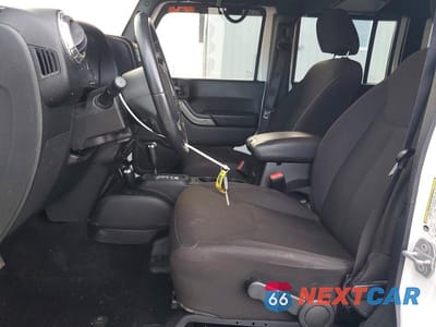 Zdjęcie 7 z 13 samochodu: 2017 JEEP WRANGLER UNLIMITED SPORT VIN:1C4BJWDG3HL591760 - miniatura